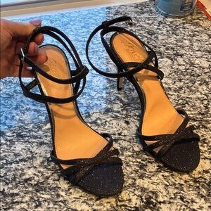 NEW Jewel Badgley Mischka Glitter Black Heels